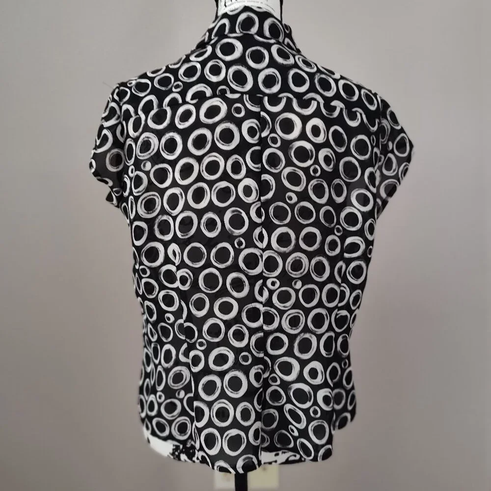 Studio by Liz Claiborne Button Front Blouse - Picture 3 of 5